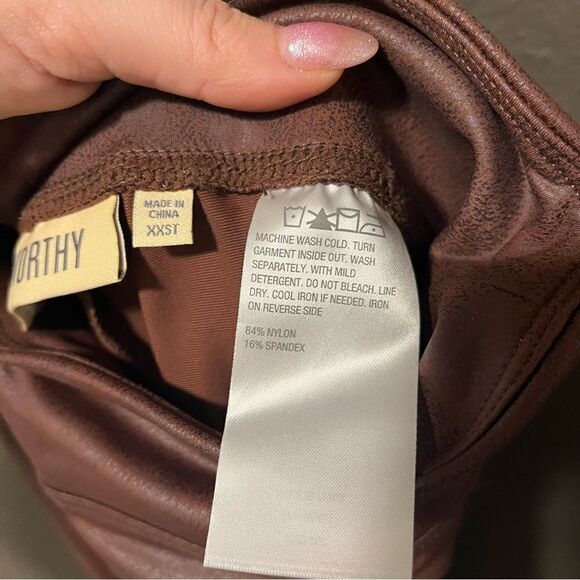 All Worthy Hunter McGrady The Ultimate Tall Faux Leather Leggings - Picture 8 of 12